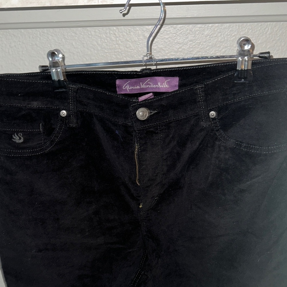 Gloria Vanderbilt Black Straight Leg Jeans - Picture 2 of 4